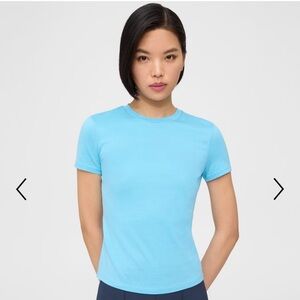 NWT Theory Organic Cotton Apex Tiny Tee Short Sleeve Crewneck in Light Blue